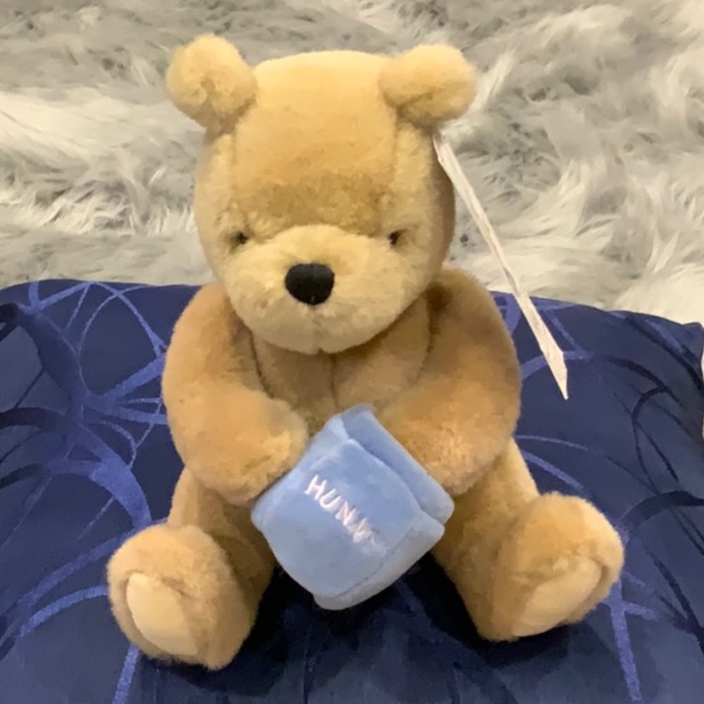 Vintage Classic Pooh Gund